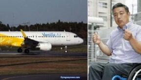 شركة طيران يابانية تعتذر لراكب معاق صعد الطائرة زحفاً