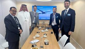 رئيس مجلس الإدارة يزور شركة ايرباص في دبي لبحث الاتفاقيات المعلقة
